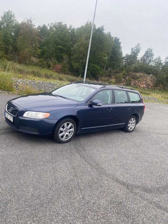 Volvo V70 2011