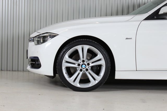 BMW 335d 2016 – bild 3
