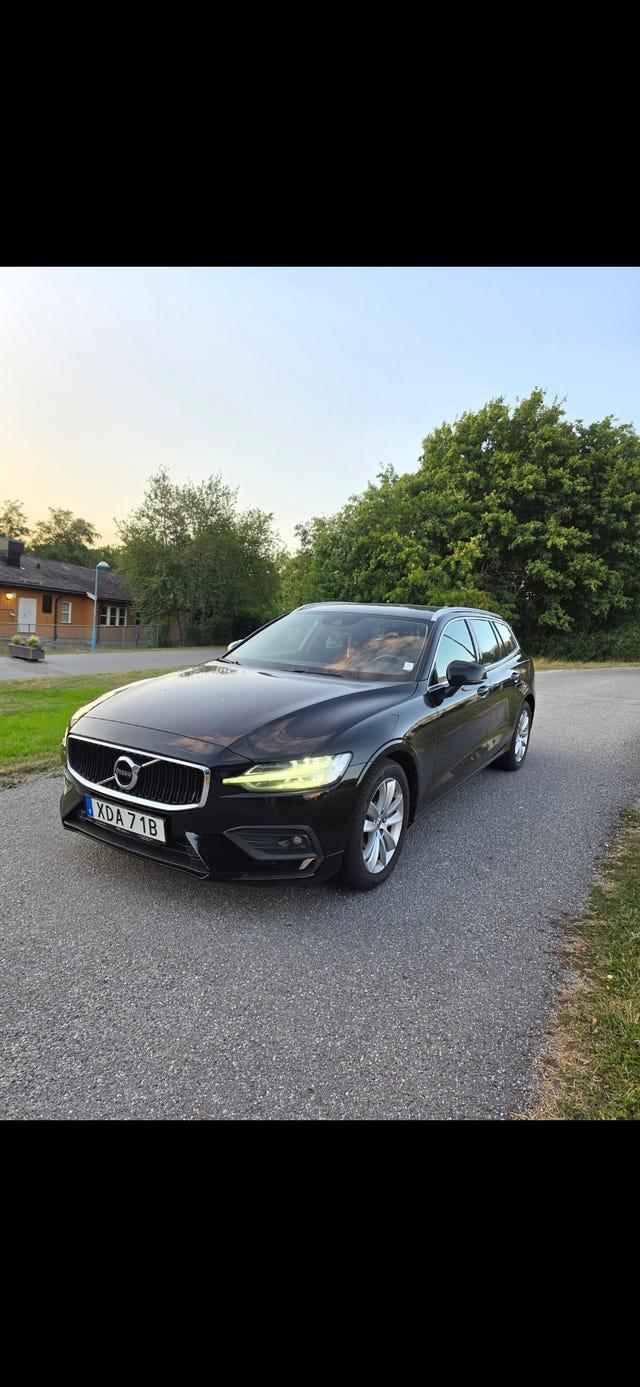 Volvo V60 2021