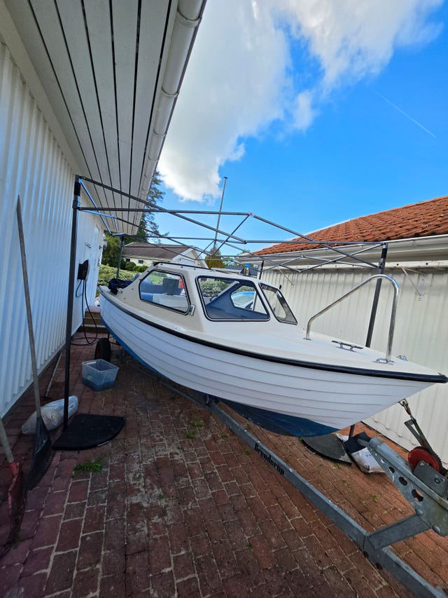 Fin Ryds Tumlare -79 med driftsäker Yamaha 40hk 4-takt & 30-kärra