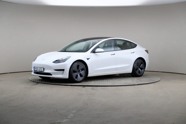 Tesla Model 3 2023