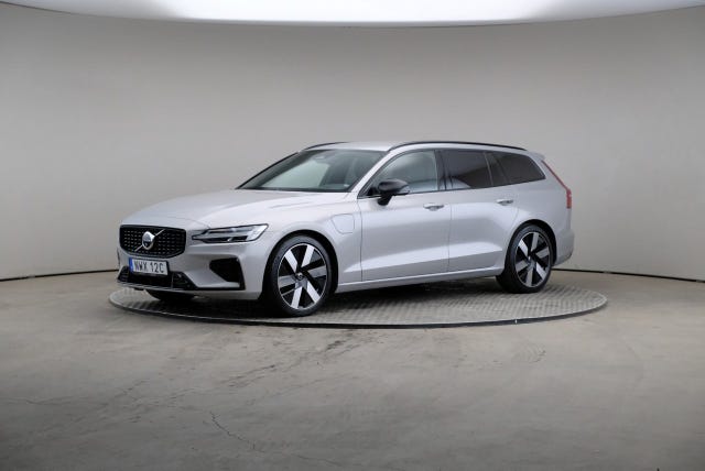 Volvo V60 2024