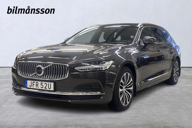 Volvo V90 2025