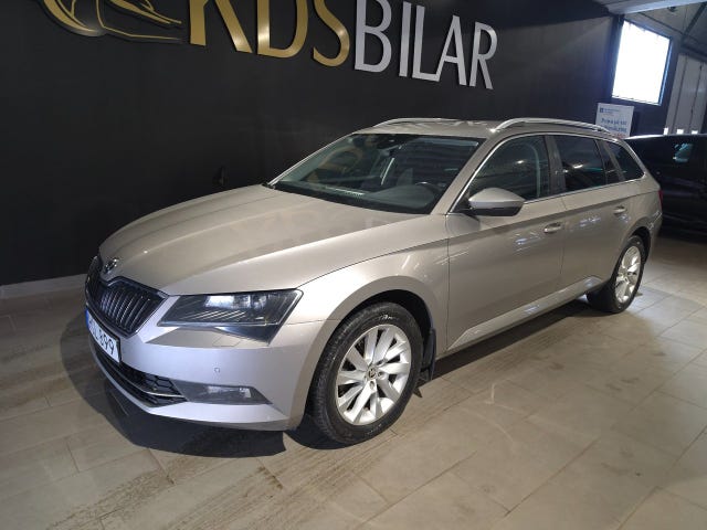 Skoda Superb 2017 – bild 2