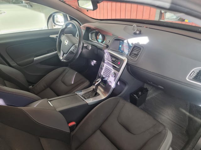 Volvo V60 2014
