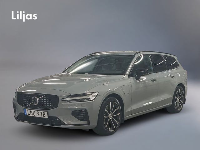 Volvo V60 2025