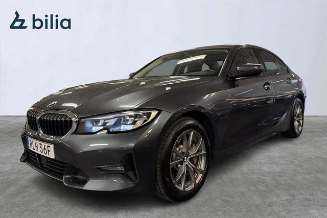 BMW 330e 2021