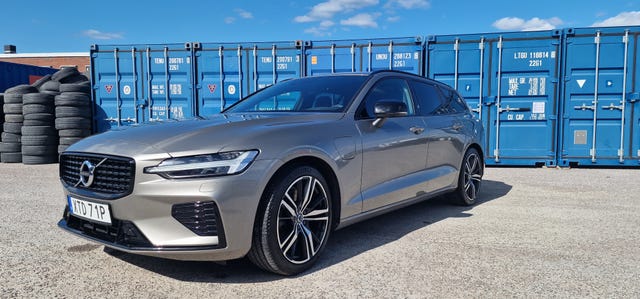 Volvo V60 2022
