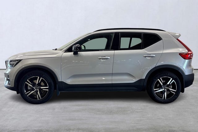 Volvo XC40 2025 – bild 4
