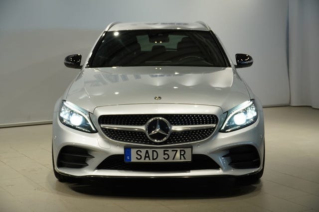 Mercedes-Benz C300 2020 – bild 2