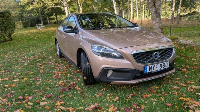 Volvo V40 Cross Country 2014