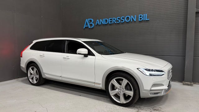 Volvo V90 Cross Country 2018 – bild 4