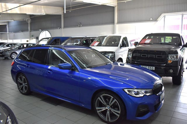 BMW 320 2021