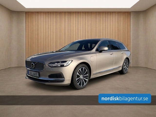 Volvo V90 2024