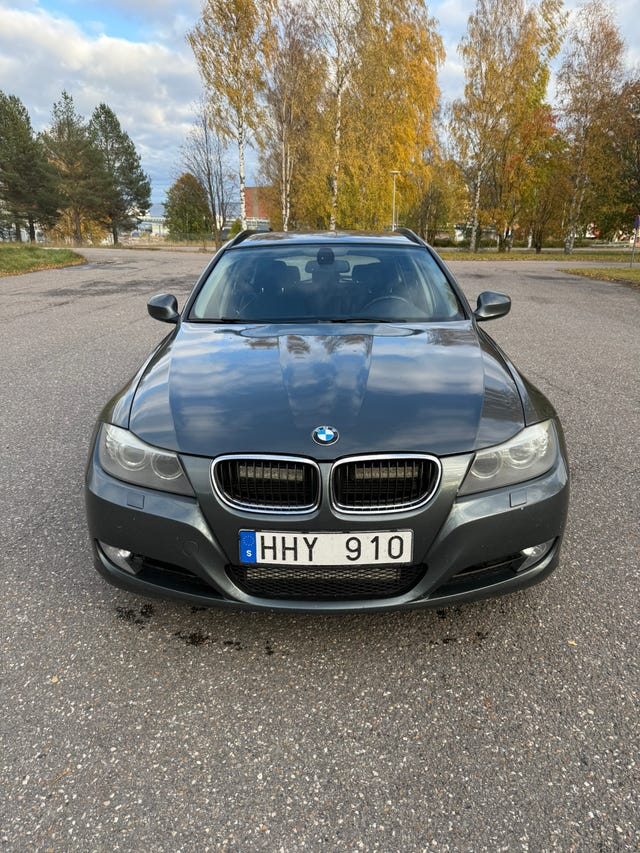 BMW 320d 2011