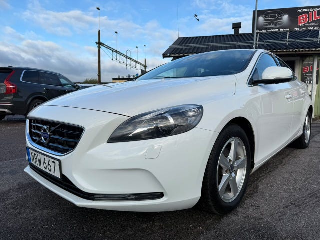 Volvo V40 2015