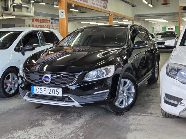 Volvo V60 Cross Country 2018 – bild 2