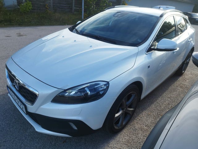 Volvo V40 Cross Country 2015