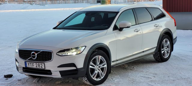 Volvo V90 Cross Country 2019 – bild 3