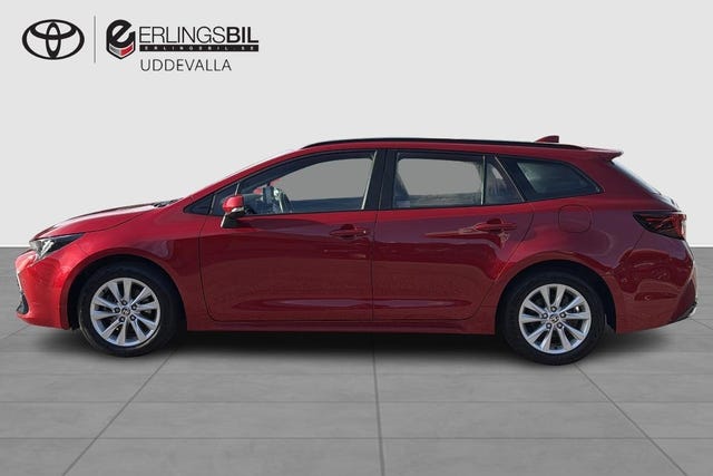 Toyota Corolla 2024 – bild 4