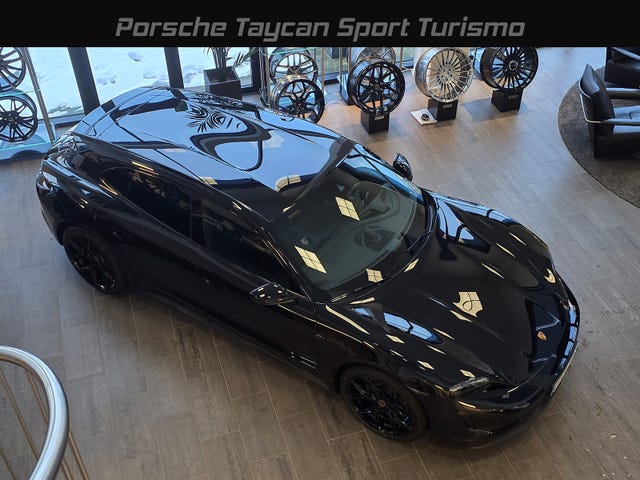 Porsche Taycan 2023