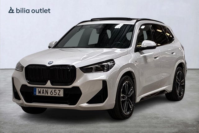 BMW iX1 2023
