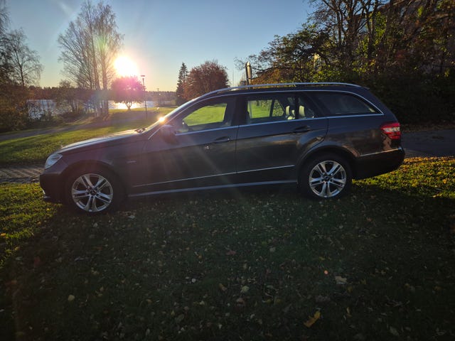 Mercedes-Benz E350 2010 – bild 3