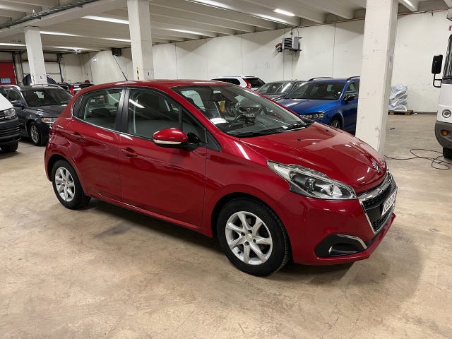 Peugeot 208 2016