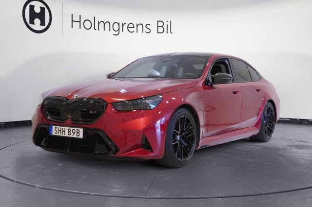 BMW M5 2025