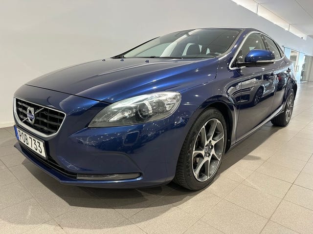 Volvo V40 2015