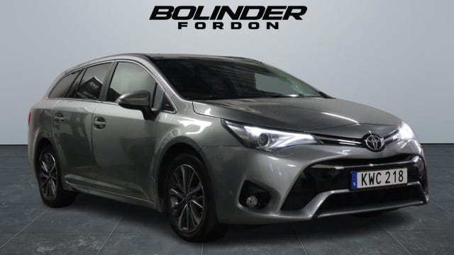 Toyota Avensis 2015