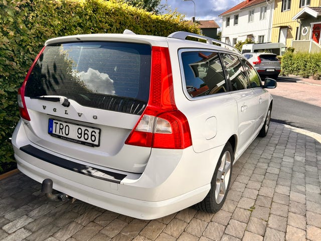 Volvo V70 2010 – bild 2