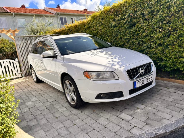 Volvo V70 2010