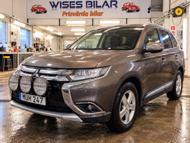 Mitsubishi Outlander 2016