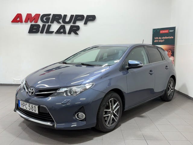 Toyota Auris 2015
