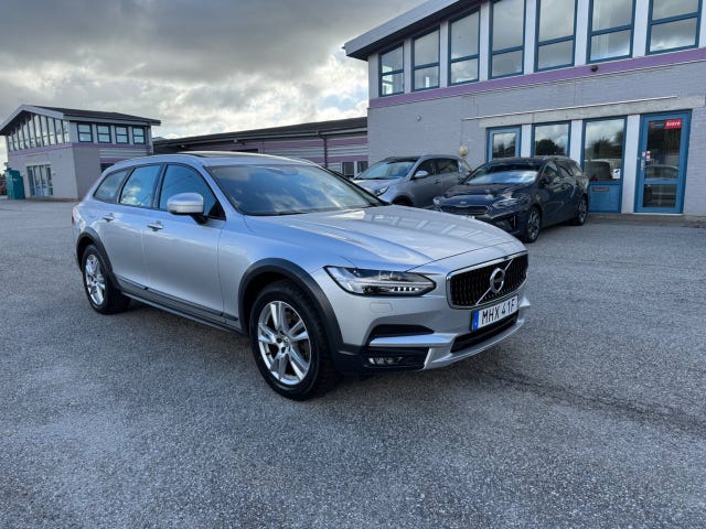 Volvo V90 Cross Country 2019 – bild 3