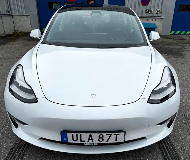 Tesla Model 3 2020
