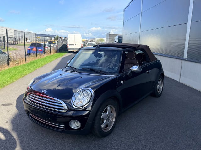 MINI Cooper 2011