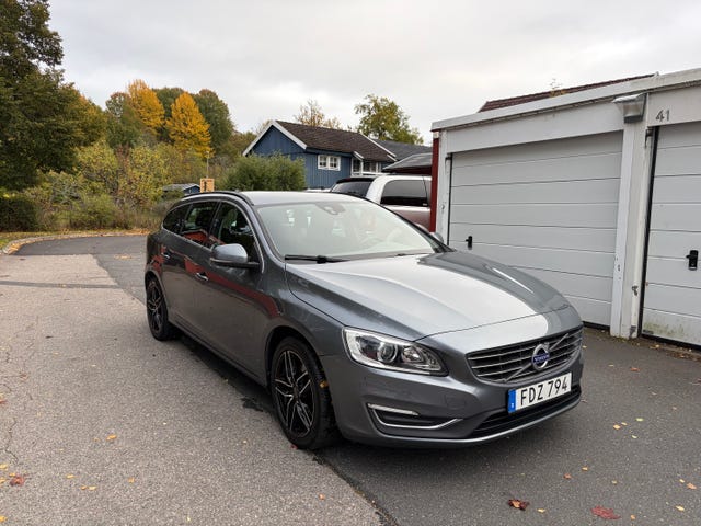 Volvo V60 2016