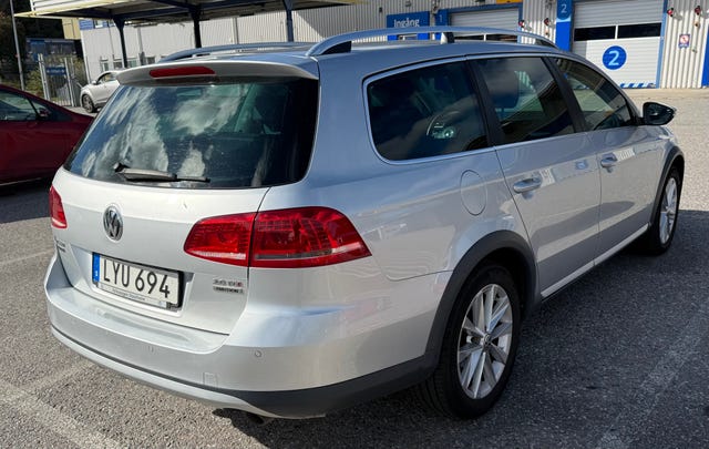 Volkswagen Passat Alltrack 2015 – bild 2