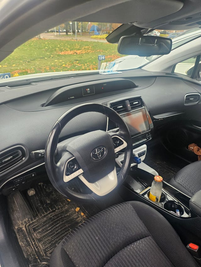 Toyota Prius Plug-in Hybrid 2017