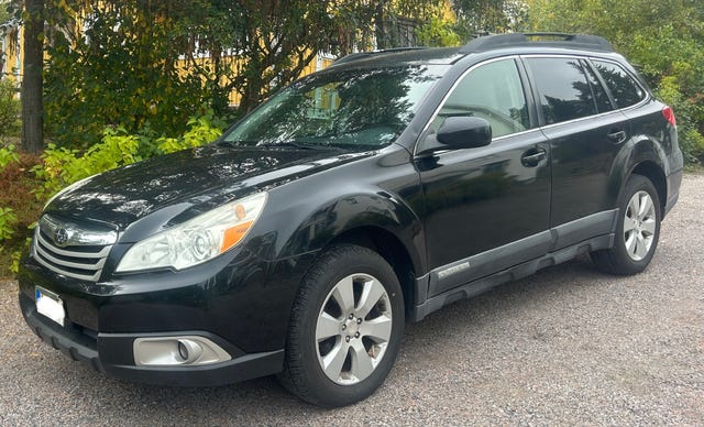 Subaru Outback 2010