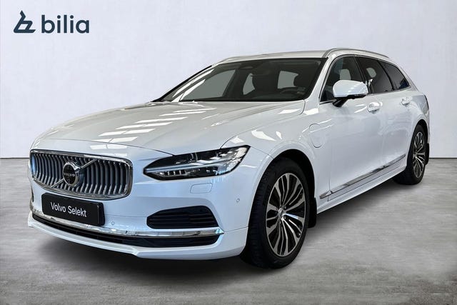 Volvo V90 2025