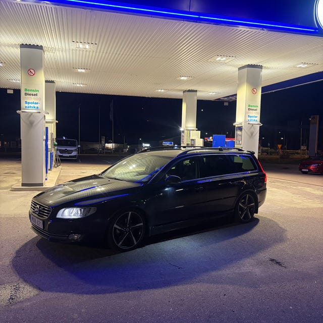 Volvo V70 2015