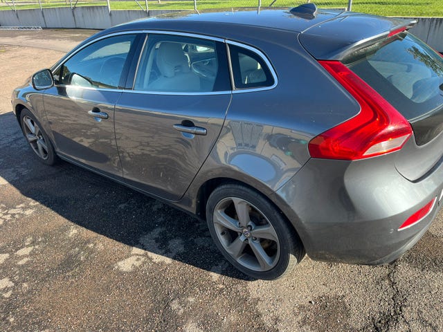 Volvo V40 2013