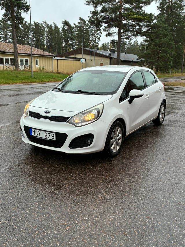 Kia Rio 2012