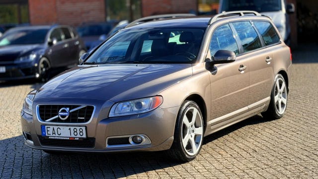 Volvo V70 2011