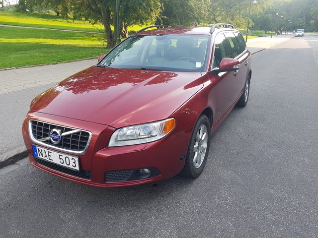 Volvo V70 2011