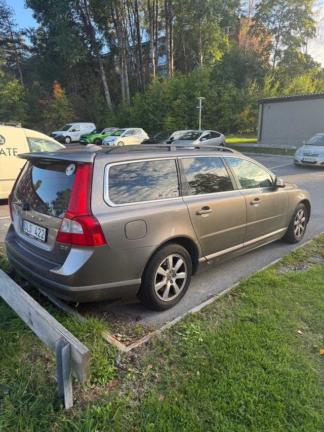 Volvo V70 2011