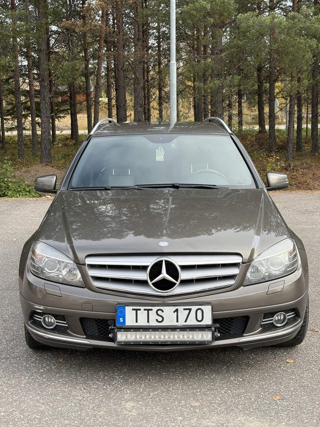 Mercedes-Benz C220 2010